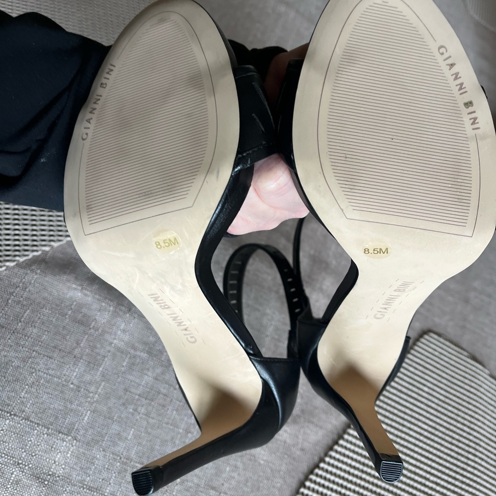 Gianni Bini Black Stiletto Heels with Textured Ankle Strap 8.5M EUC - Picture 14 of 14